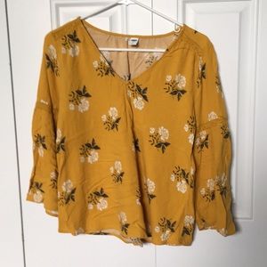 Size xs flower blouse!
